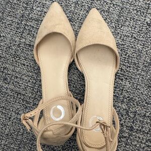 Chic Beige Women's Flats